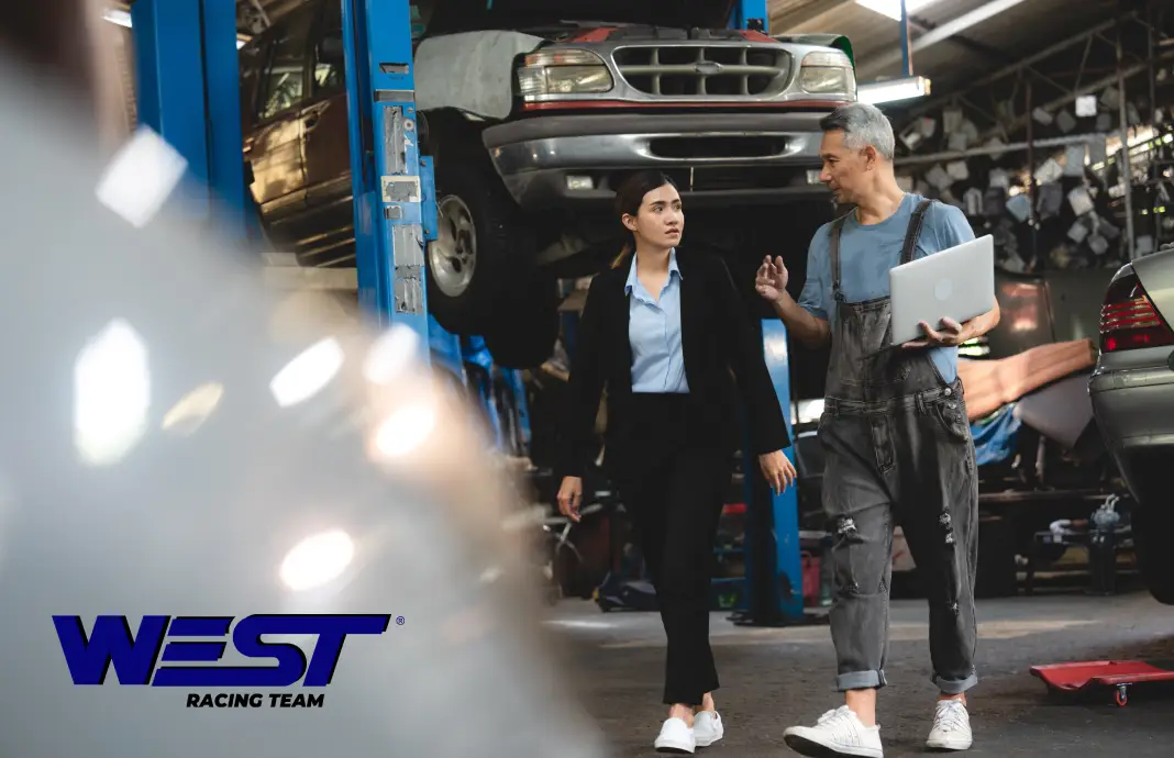 Encontrar un buen taller en la Ciudad de México no debería ser complicado. En WEST Taller Automotriz te ofrecemos diagnóstico honesto, atención personalizada y servicio multimarca para que tu auto esté en las mejores manos.
